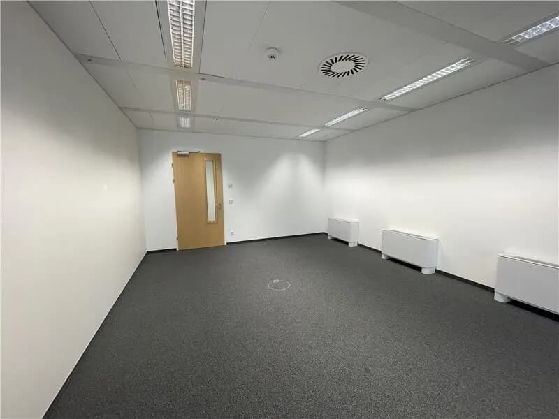 Gewerbeimmobilie mieten in Wien – 1 792 m², € 15 – Bild 6 von 16