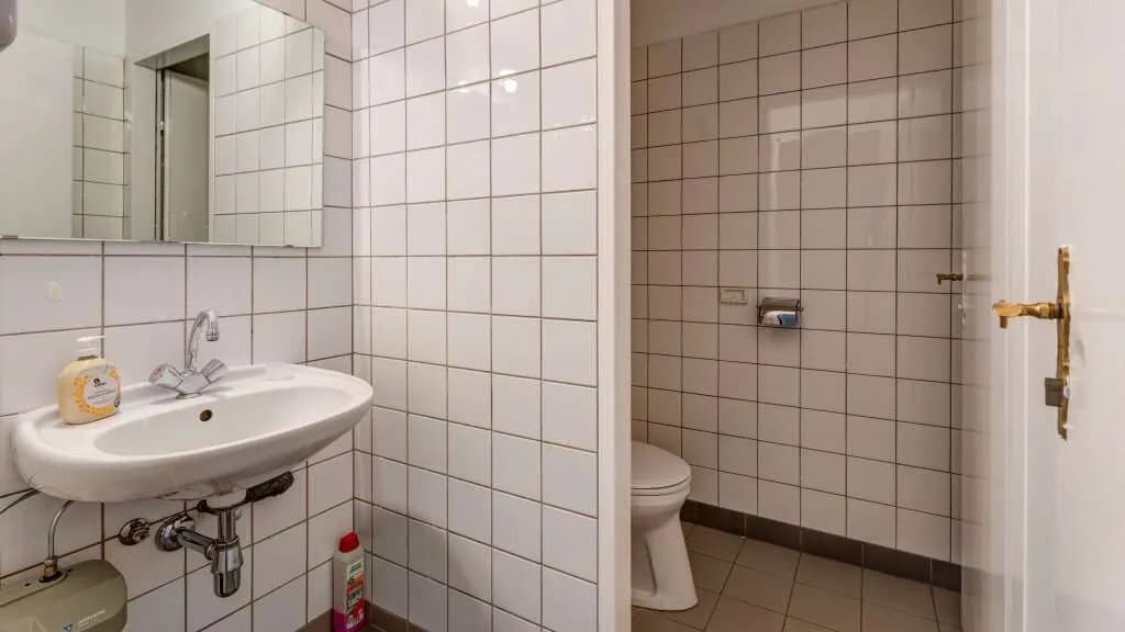 1-Zimmer-Gewerbeimmobilie mieten in Wien – 78 m², € 1.047 – Bild 5 von 10