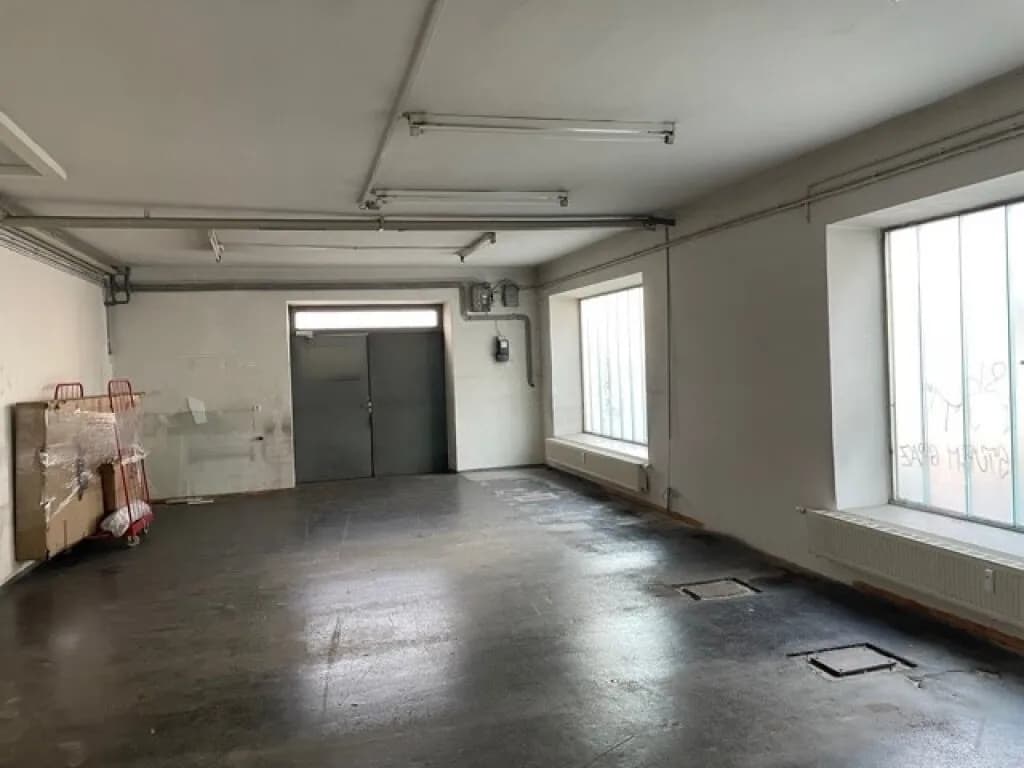 Gewerbeimmobilie mieten in Graz – 107 m², € 827