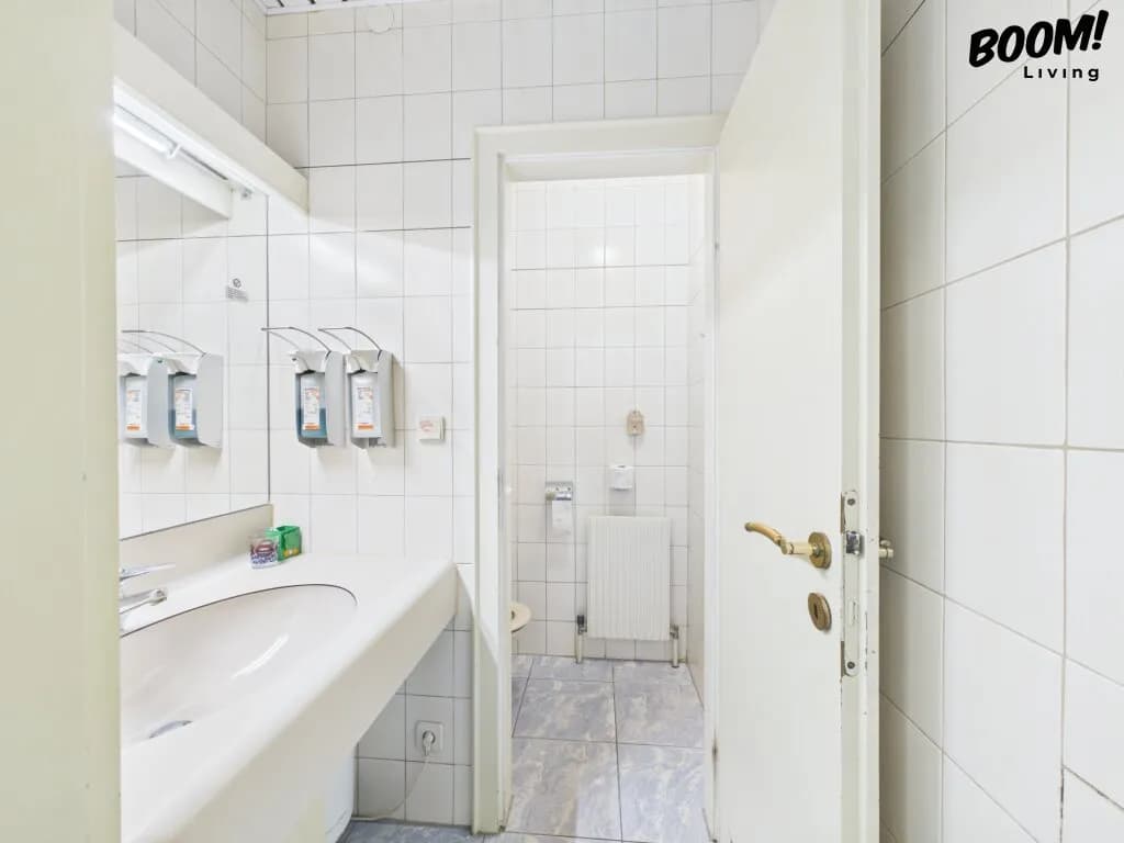 7-Zimmer-Gewerbeimmobilie mieten in Wien – 230 m², € 3.911 – Bild 18 von 40