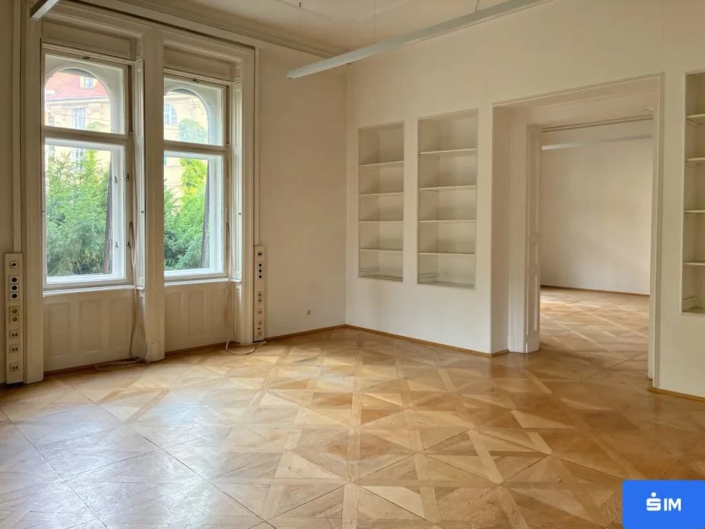 8-Zimmer-Gewerbeimmobilie mieten in Graz – 240 m², € 2.886 – Bild 2 von 18