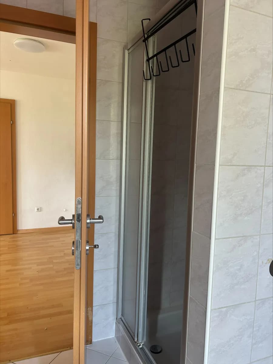 1-Zimmer-Wohnung mieten in Vöcklabruck – 32 m², € 630 – Bild 4 von 5