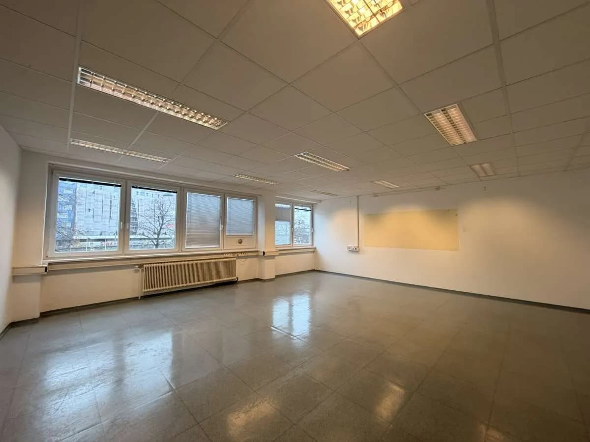 Gewerbeimmobilie kaufen in Wien – 580 m², € 1.390.000 – Bild 2 von 10