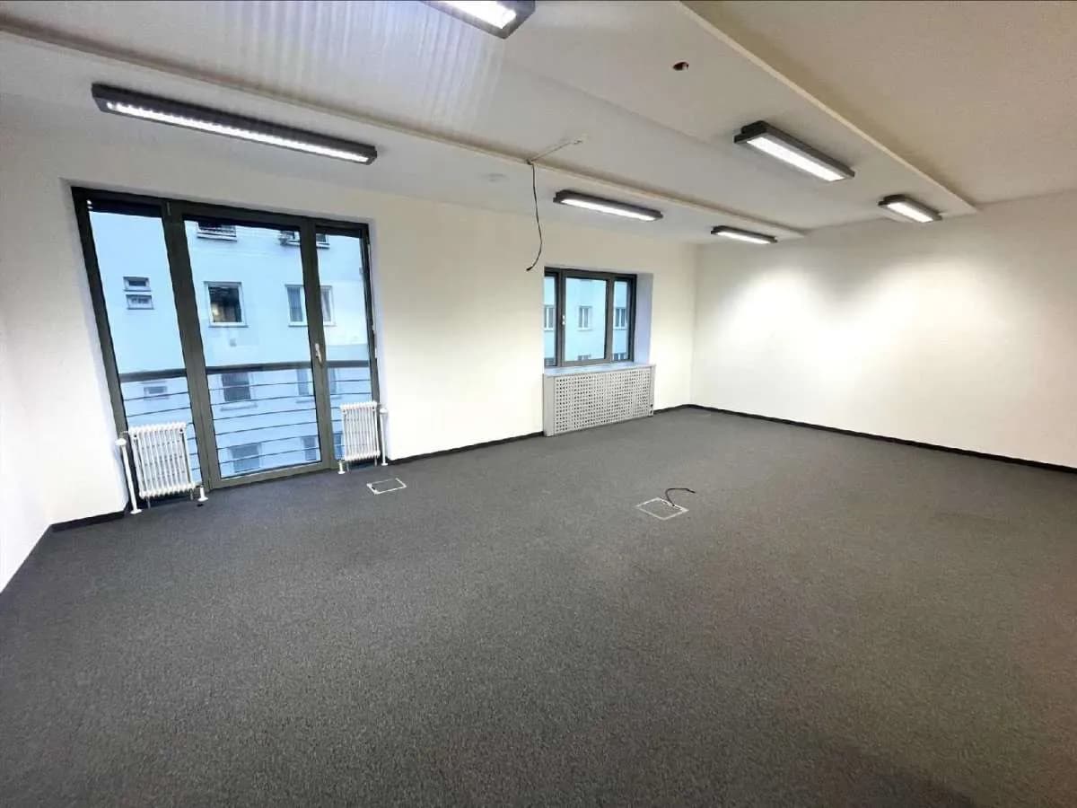 10-Zimmer-Gewerbeimmobilie mieten in Wien – 561 m², € 9.723 – Bild 2 von 18