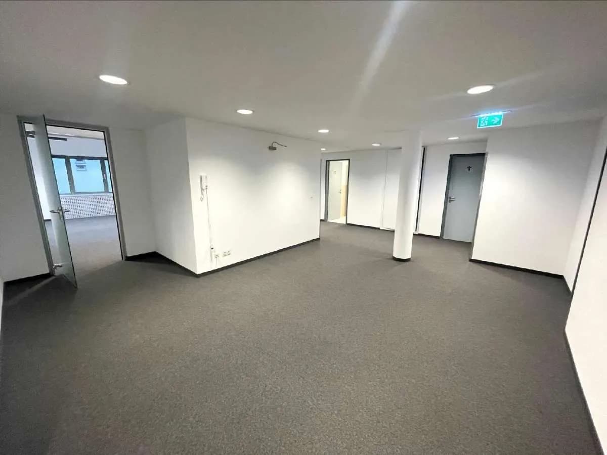 10-Zimmer-Gewerbeimmobilie mieten in Wien – 561 m², € 9.723 – Bild 4 von 18
