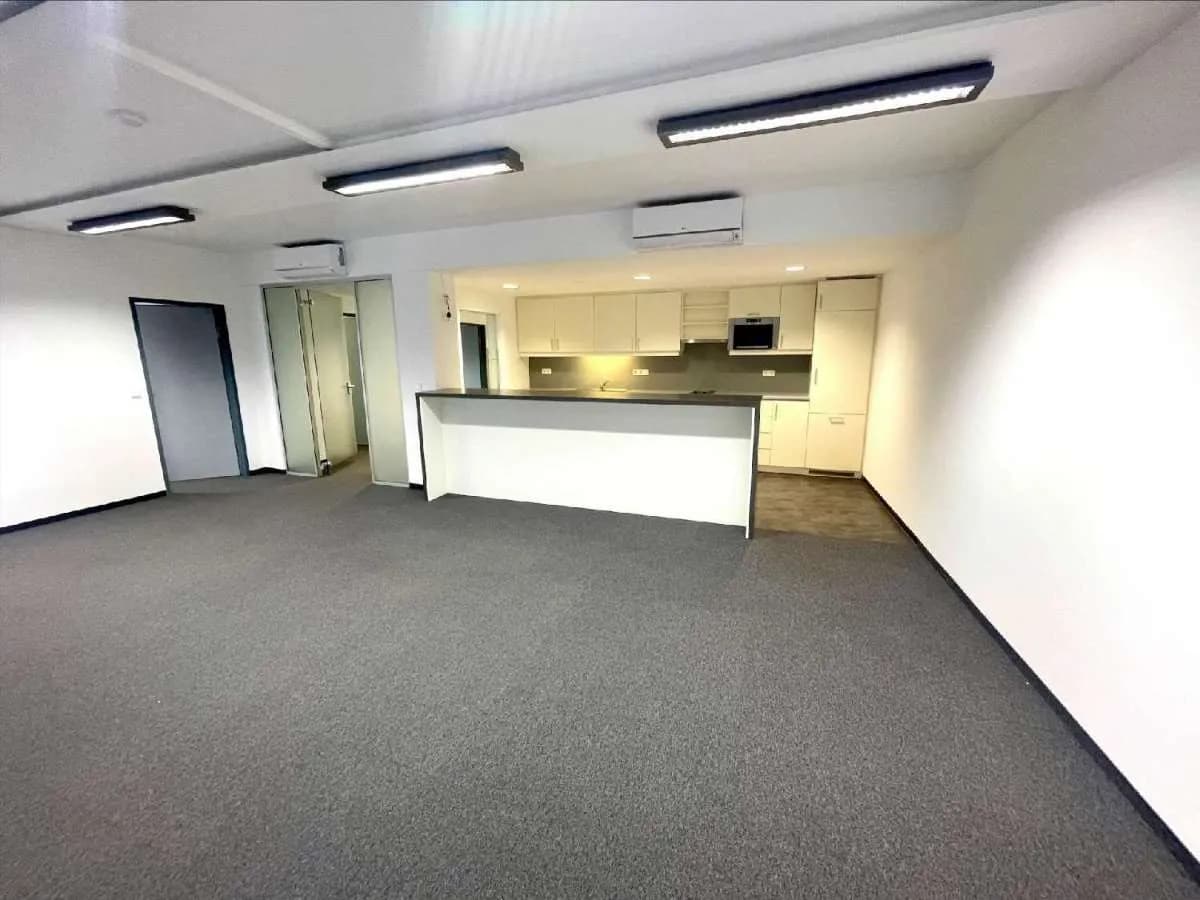 10-Zimmer-Gewerbeimmobilie mieten in Wien – 561 m², € 9.723 – Bild 9 von 18
