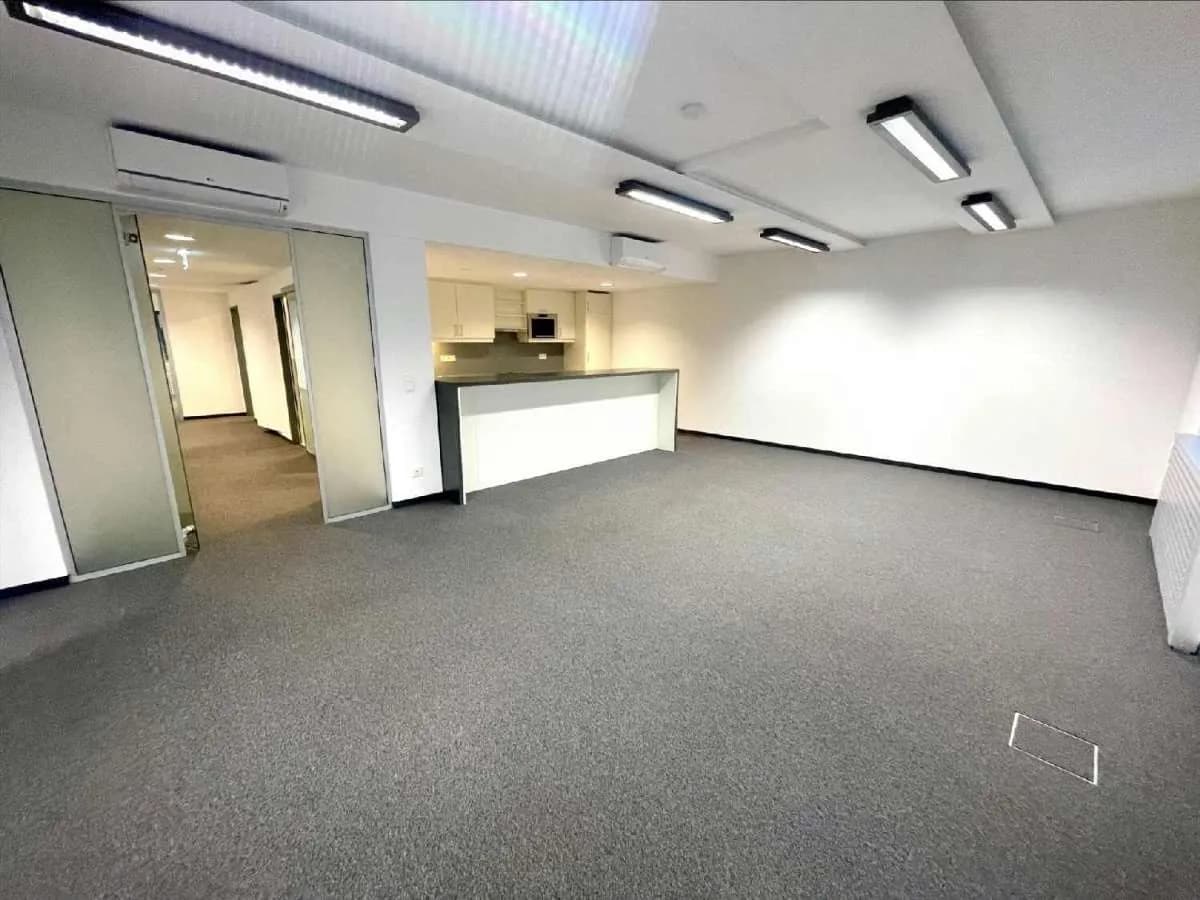 10-Zimmer-Gewerbeimmobilie mieten in Wien – 561 m², € 9.723 – Bild 11 von 18