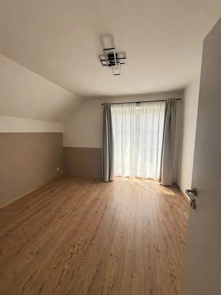 8-Zimmer-Gewerbeimmobilie kaufen in Leibnitz – 217 m², € 299.999 – Bild 8 von 23