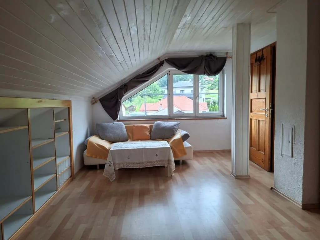 2-Zimmer-Wohnung mieten in Weiz – 78 m², € 650 – Bild 2 von 9