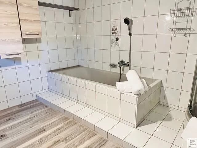 12-Zimmer-Gewerbeimmobilie kaufen in Reutte – 2 838 m², € 2.700.000 – Bild 13 von 42