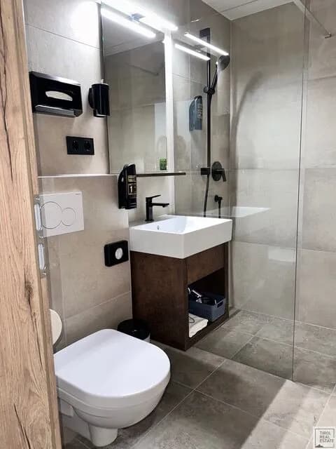 12-Zimmer-Gewerbeimmobilie kaufen in Reutte – 2 838 m², € 2.700.000 – Bild 19 von 42