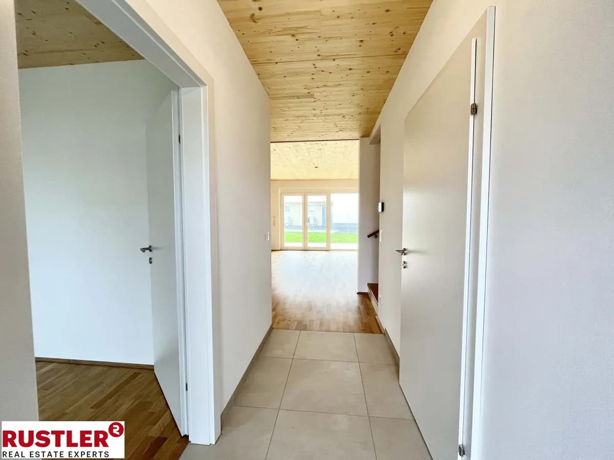 5-Zimmer-Haus mieten in Baden – 122,5 m², € 1.321 – Bild 3 von 19