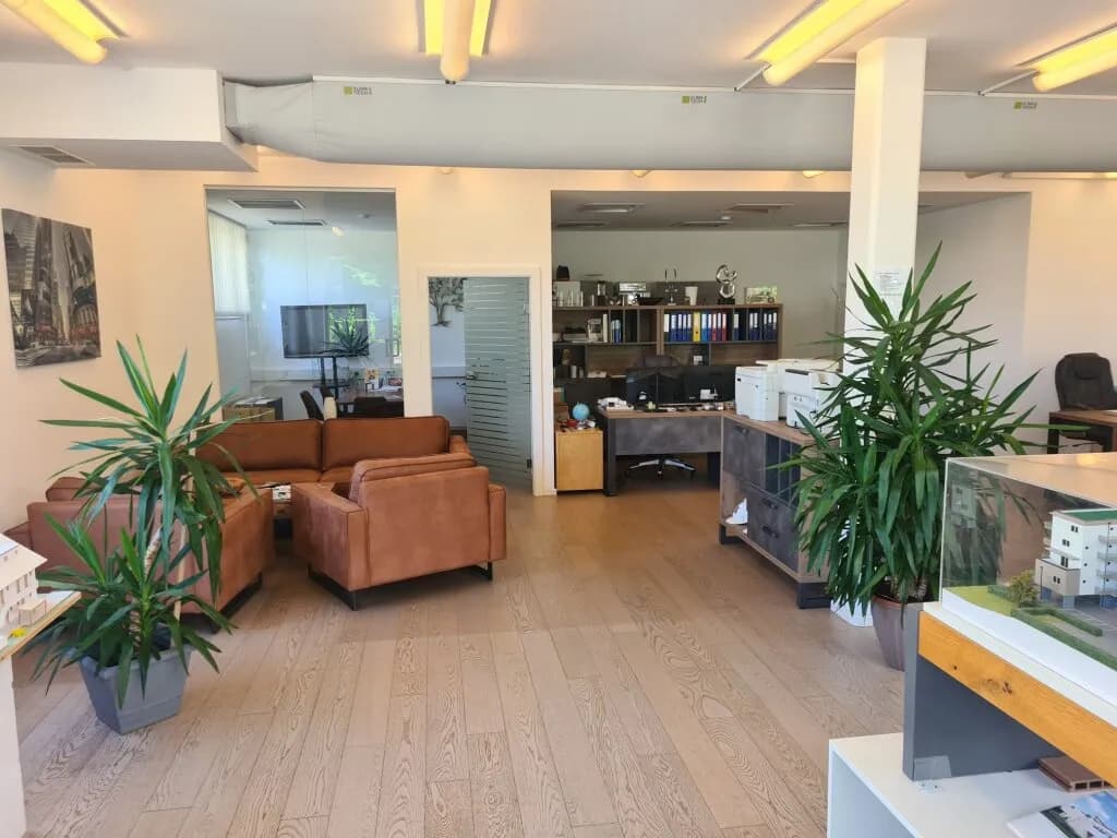 1-Zimmer-Gewerbeimmobilie mieten in Graz – 100 m², € 560 – Bild 2 von 5