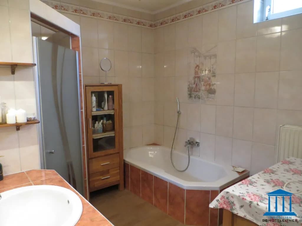 7-Zimmer-Haus kaufen in Neunkirchen – 174 m², € 375.000 – Bild 22 von 33