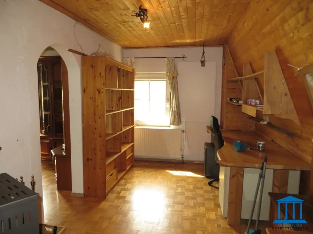 7-Zimmer-Haus kaufen in Neunkirchen – 174 m², € 375.000 – Bild 25 von 33