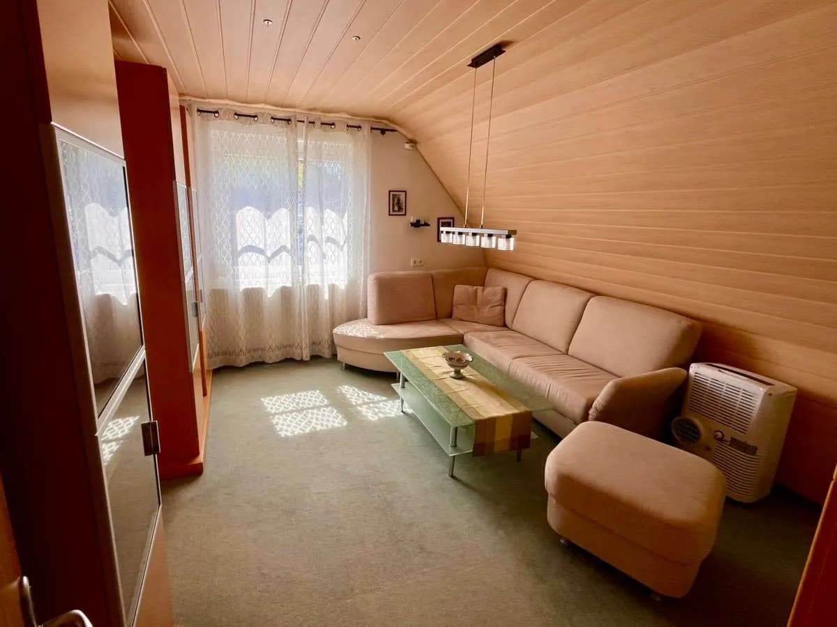 6-Zimmer-Haus kaufen in Vöcklabruck – 116 m², € 395.000 – Bild 6 von 8