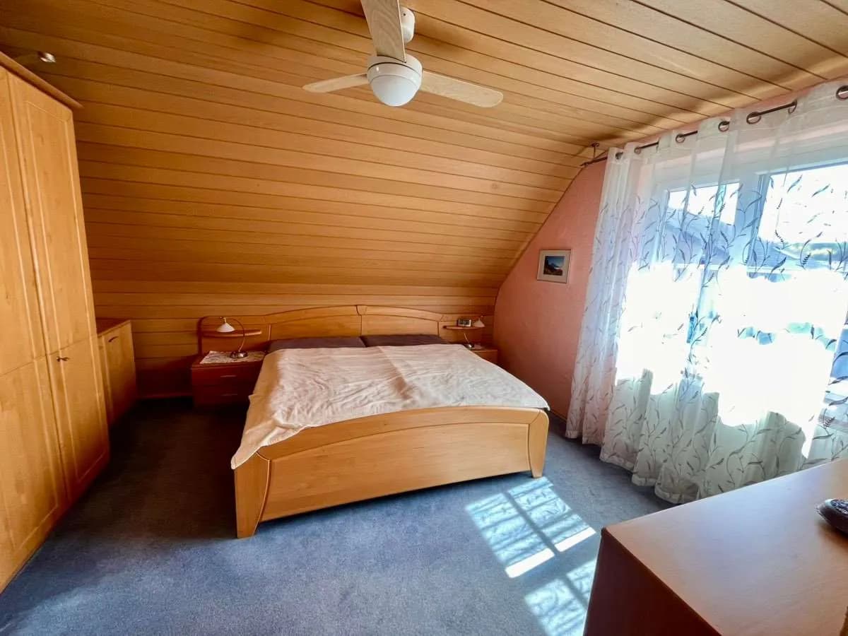 6-Zimmer-Haus kaufen in Vöcklabruck – 116 m², € 395.000 – Bild 7 von 8