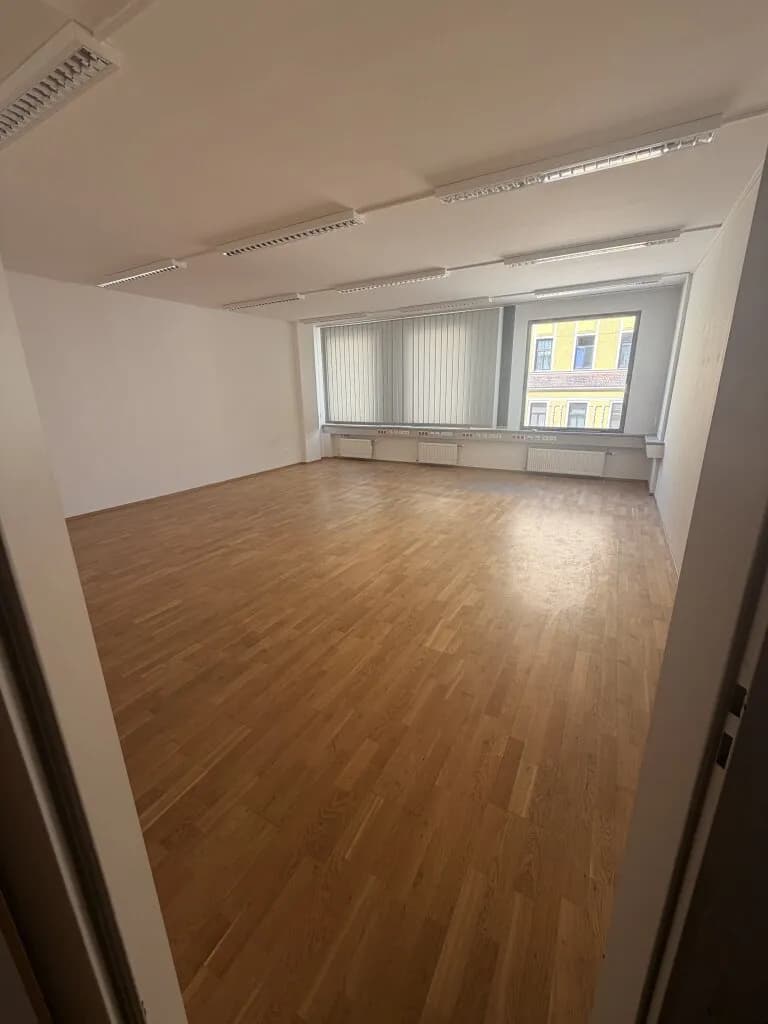 Gewerbeimmobilie mieten in Wien – 419 m², € 7.165 – Bild 8 von 14