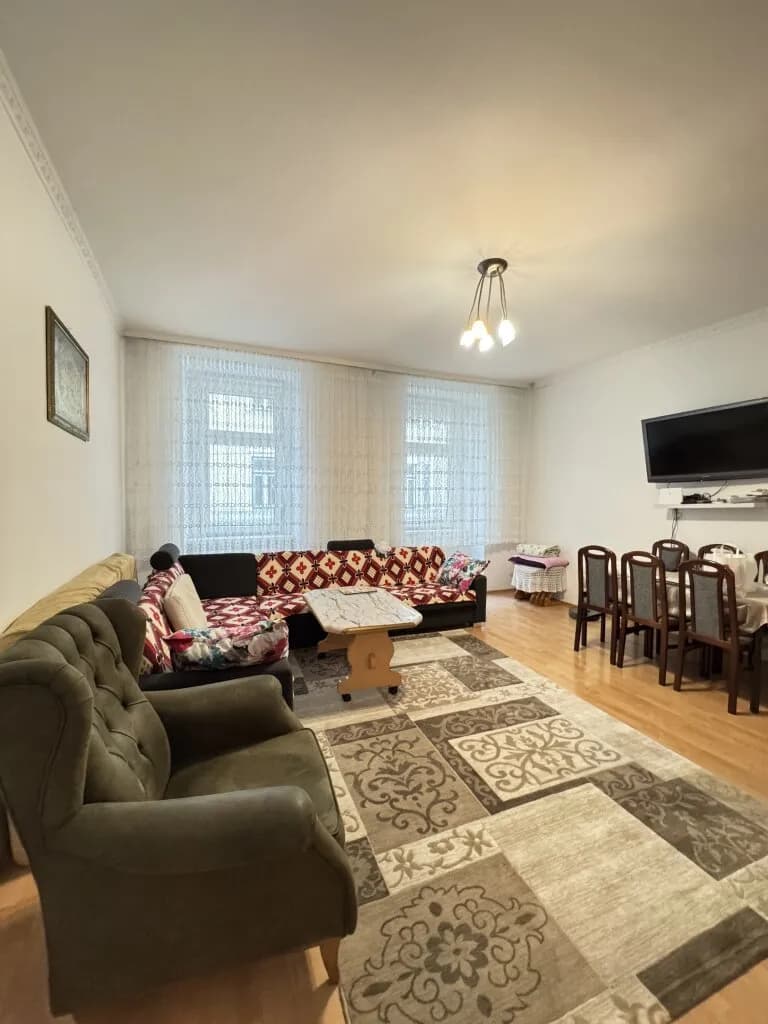 2-Zimmer-Wohnung kaufen in Wien – 70,14 m², € 126.000 – Bild 1 von 28
