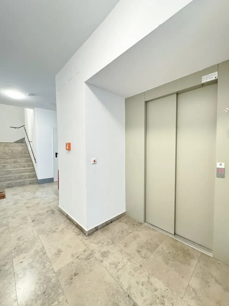 2-Zimmer-Wohnung kaufen in Wien – 65,5 m², € 132.000 – Bild 2 von 14
