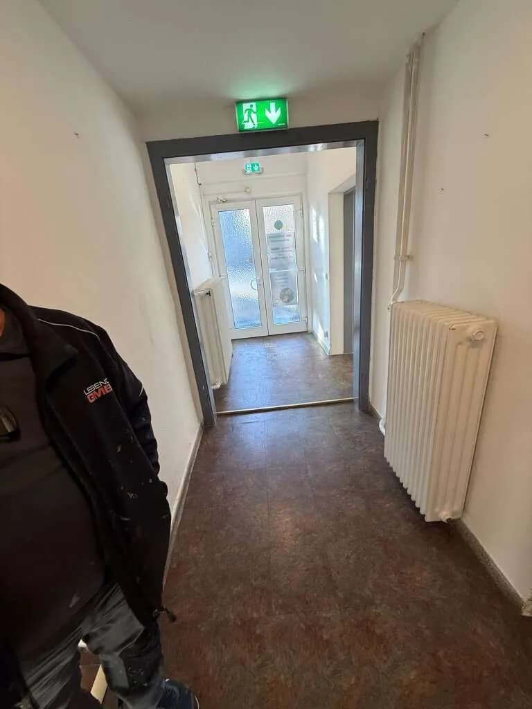 Gewerbeimmobilie mieten in Salzburg-Umgebung – 380 m², € 8 – Bild 14 von 29