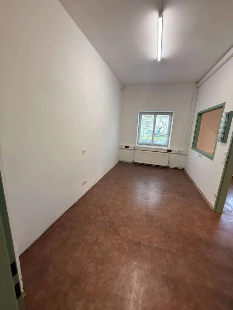 Gewerbeimmobilie mieten in Salzburg-Umgebung – 380 m², € 8 – Bild 22 von 29