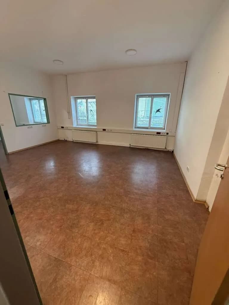Gewerbeimmobilie mieten in Salzburg-Umgebung – 380 m², € 8 – Bild 25 von 29