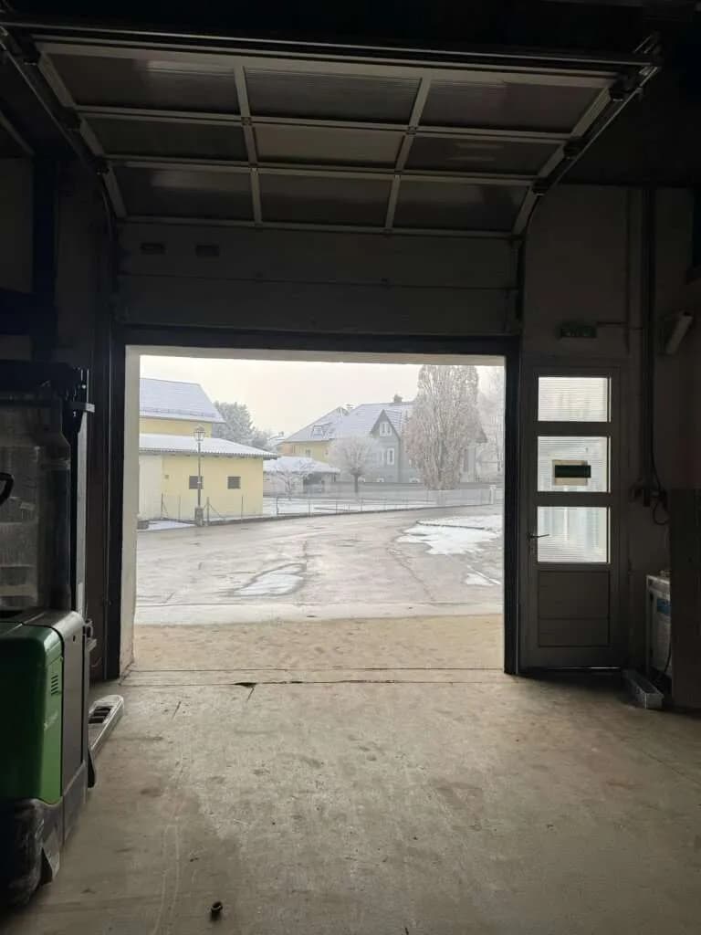 Gewerbeimmobilie mieten in Salzburg-Umgebung – 1 000 m², € 8 – Bild 4 von 10