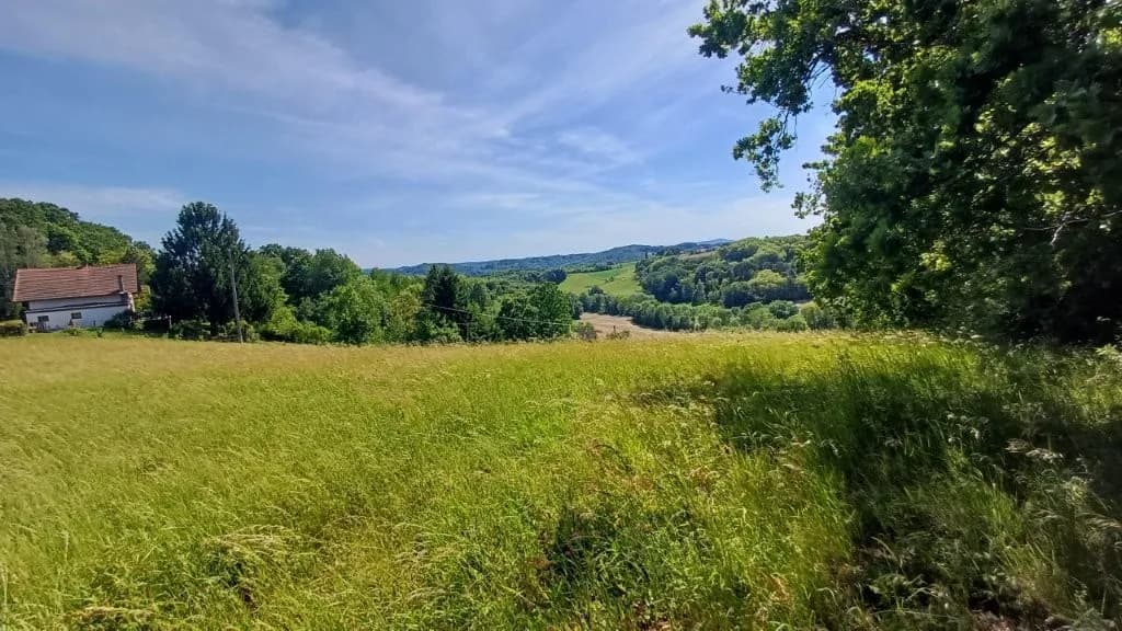 Grundstück kaufen in Jennersdorf – 6 402 m², € 80.000