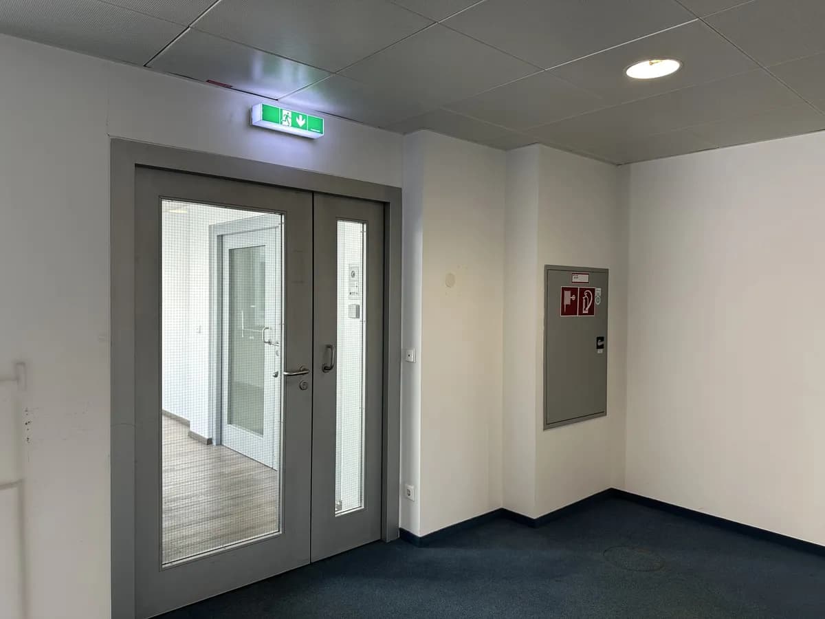 Gewerbeimmobilie mieten in Wien – 283 m², € 6.024 – Bild 8 von 17