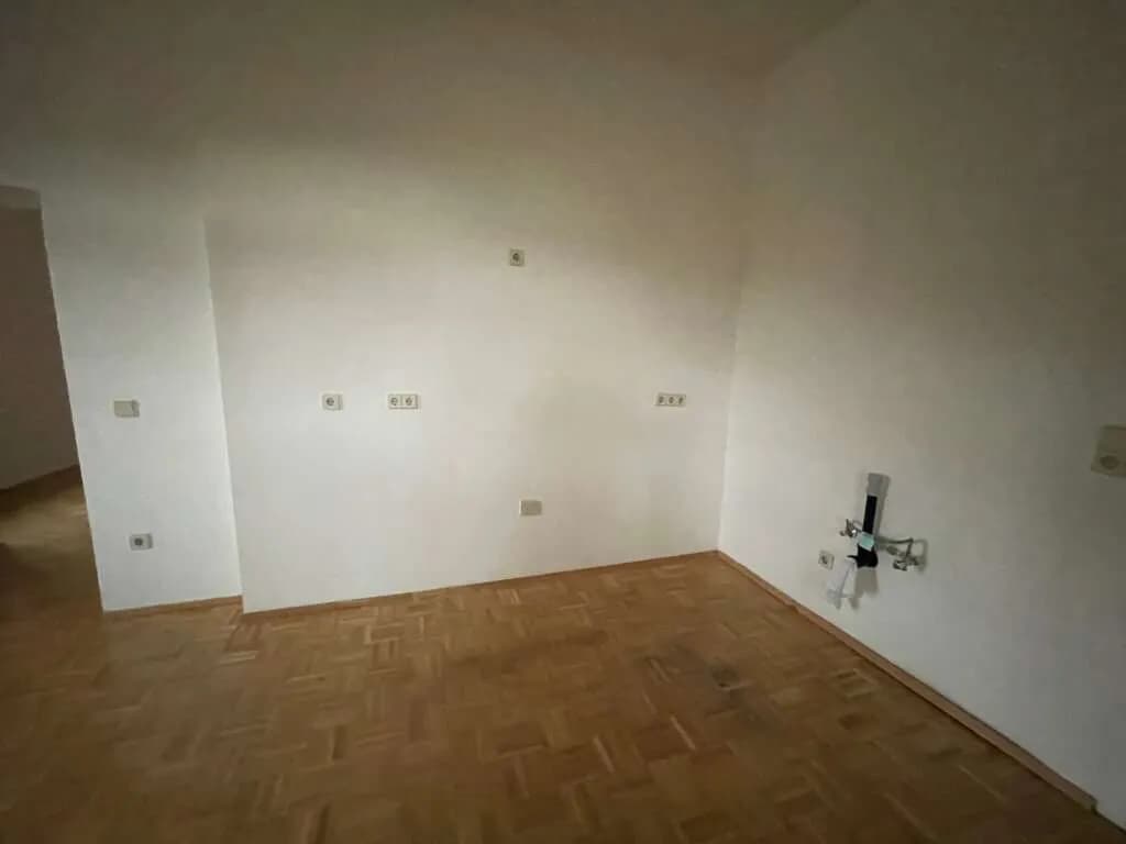 Wohnung mieten in Leoben – 87 m², € 574 – Bild 2 von 9