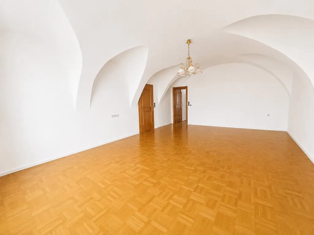 5-Zimmer-Wohnung kaufen in Grieskirchen – 160,62 m², € 116.000 – Bild 10 von 17