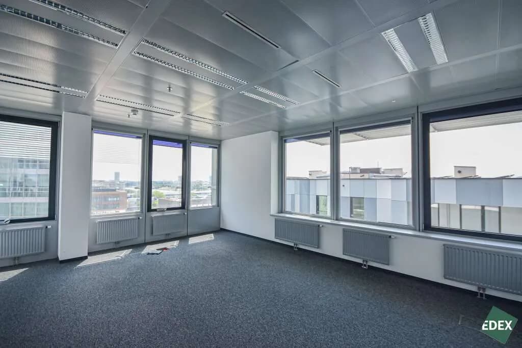 Gewerbeimmobilie mieten in Wien – 634 m², € 15 – Bild 2 von 6