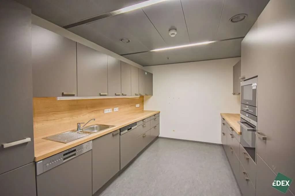 Gewerbeimmobilie mieten in Wien – 634 m², € 15 – Bild 4 von 6