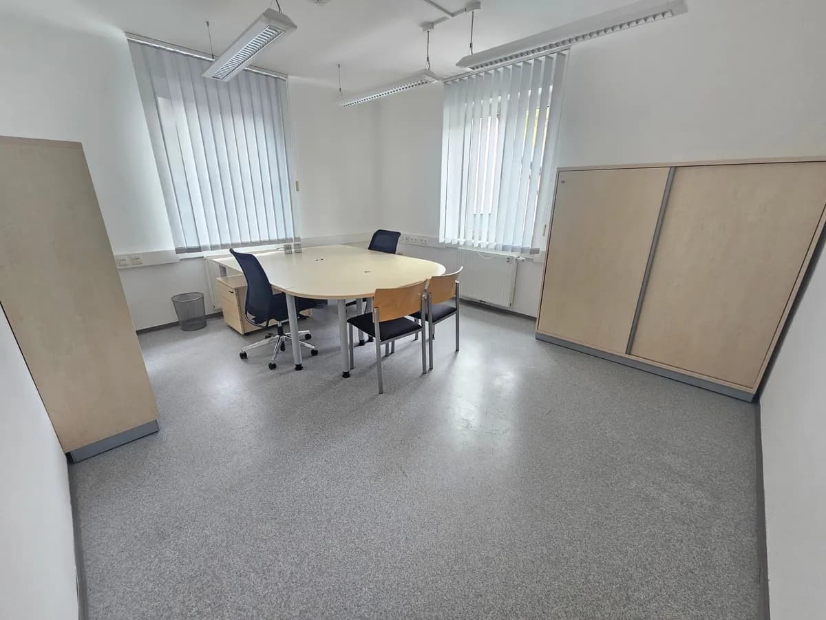 1-Zimmer-Gewerbeimmobilie mieten in Bruck-Mürzzuschlag – 12 m², € 260