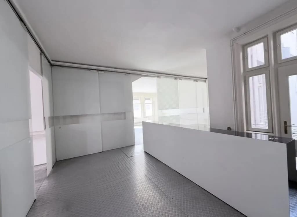 6-Zimmer-Wohnung mieten in Wien – 249,45 m², € 3.864 – Bild 4 von 18