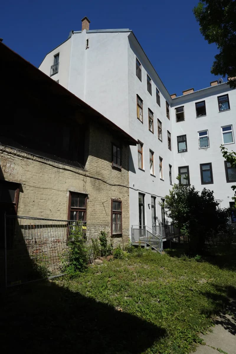 12-Zimmer-Wohnung kaufen in Wien – 290 m², € 398.000 – Bild 4 von 10