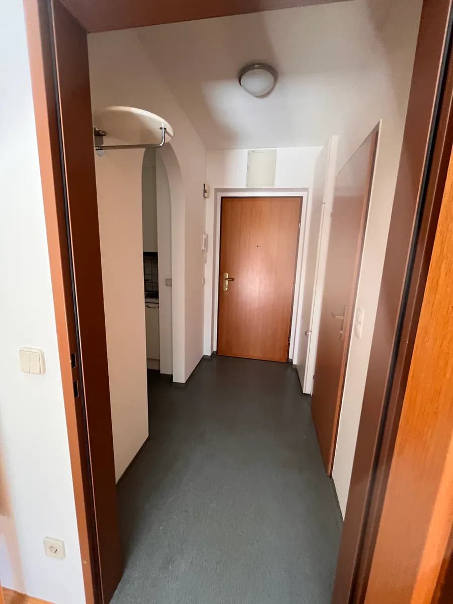1-Zimmer-Wohnung mieten in Klagenfurt – 34 m², € 630 – Bild 3 von 7