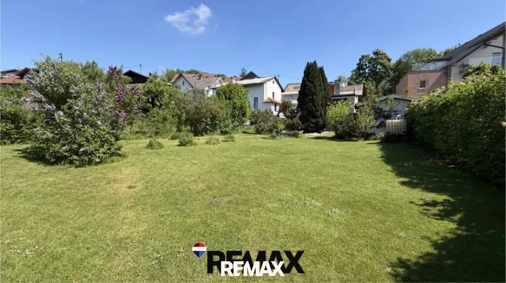 Grundstück kaufen in Vöcklabruck – 1 004 m², € 698.000 – Bild 3 von 14