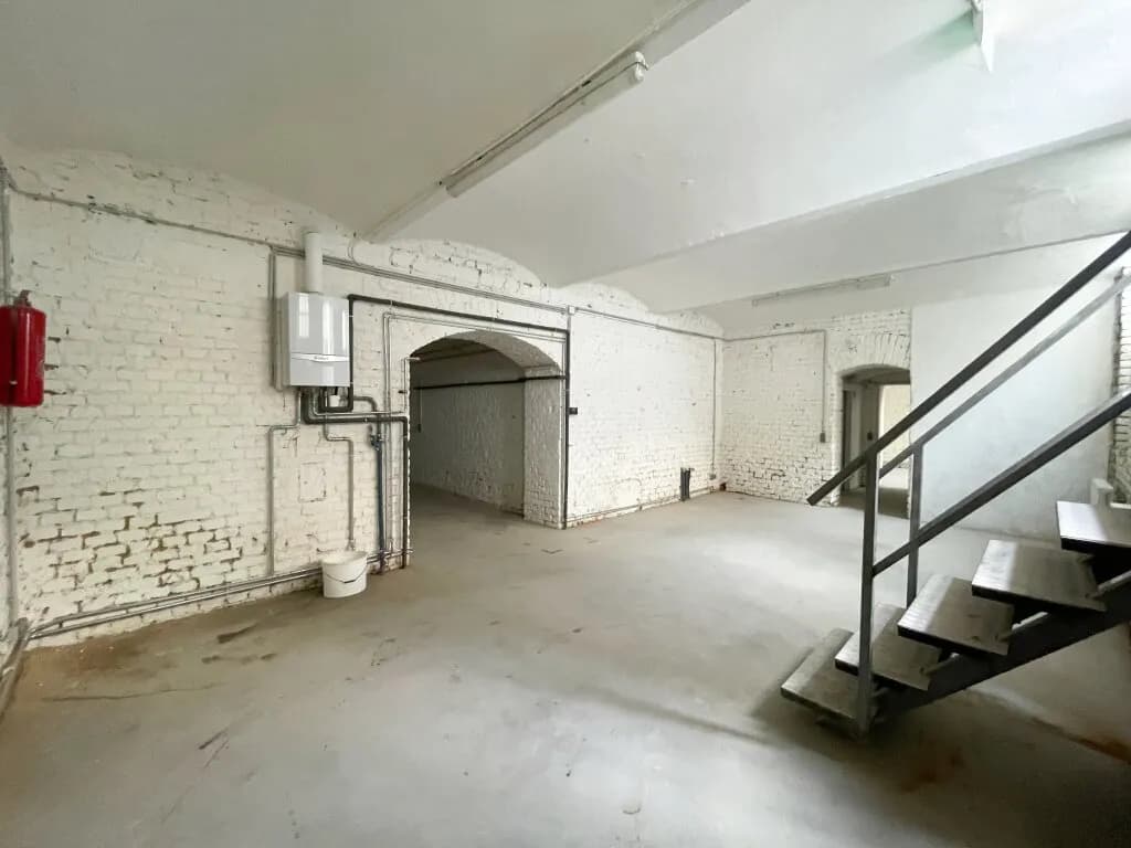 14-Zimmer-Gewerbeimmobilie kaufen in Wien – 288 m², € 199.000