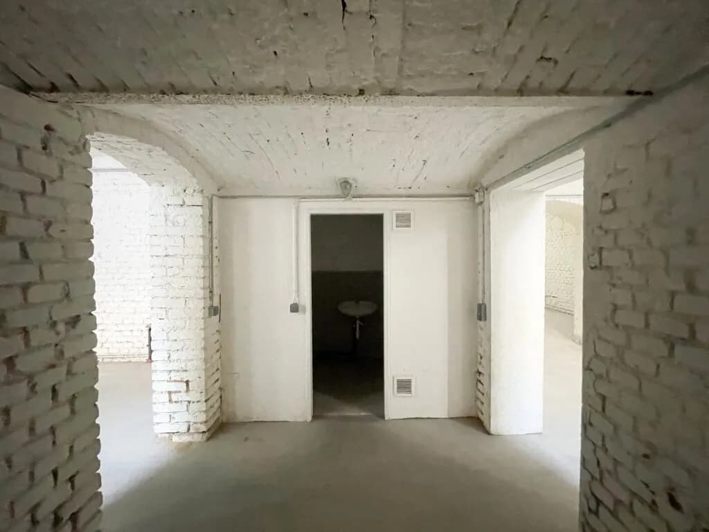 14-Zimmer-Gewerbeimmobilie kaufen in Wien – 288 m², € 199.000 – Bild 12 von 27