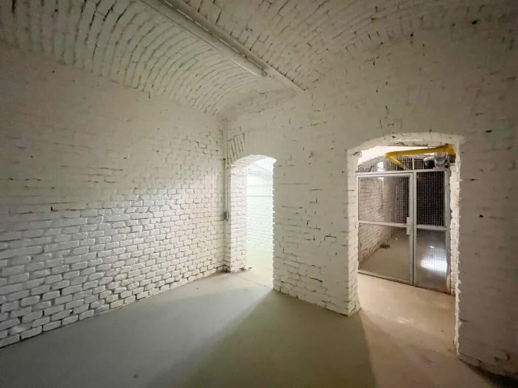 14-Zimmer-Gewerbeimmobilie kaufen in Wien – 288 m², € 199.000 – Bild 16 von 27