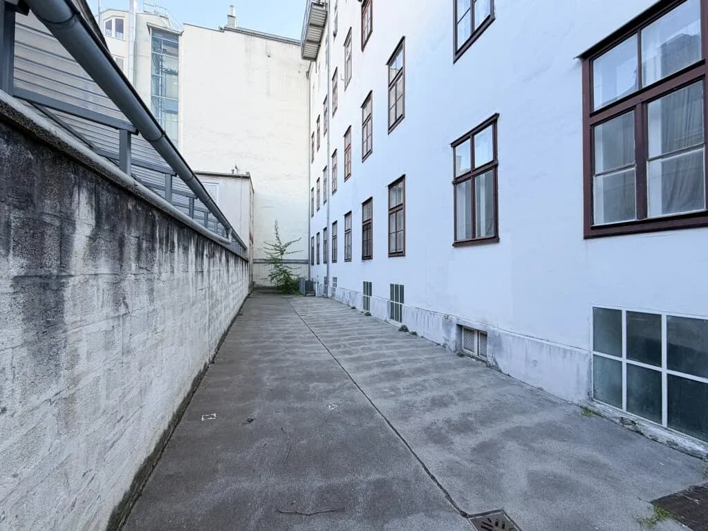 14-Zimmer-Gewerbeimmobilie kaufen in Wien – 288 m², € 199.000 – Bild 21 von 27