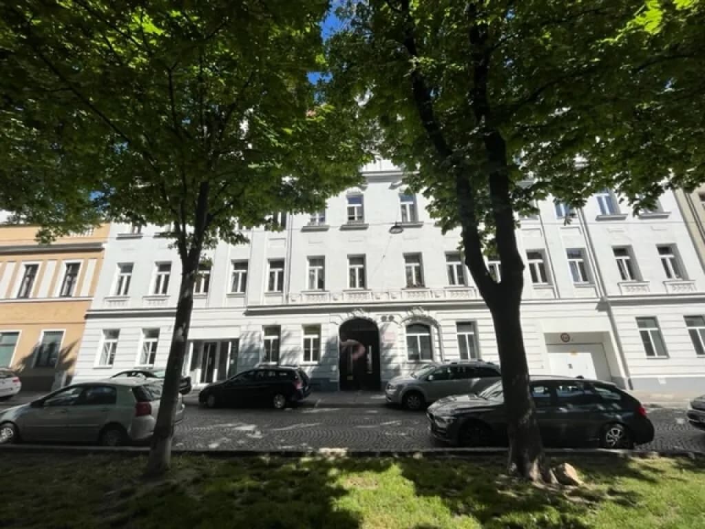 14-Zimmer-Gewerbeimmobilie kaufen in Wien – 288 m², € 199.000 – Bild 26 von 27
