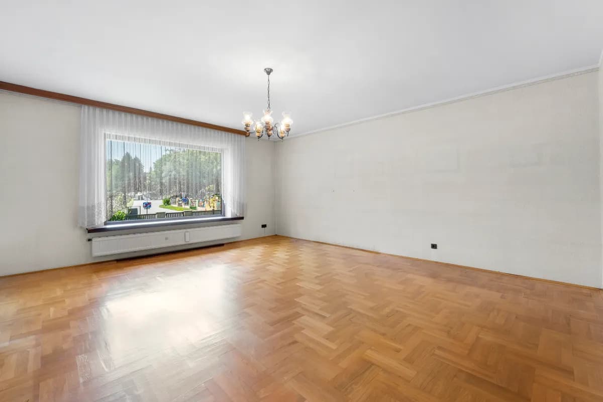 6-Zimmer-Haus kaufen in Graz – 195 m², € 500.000 – Bild 2 von 17