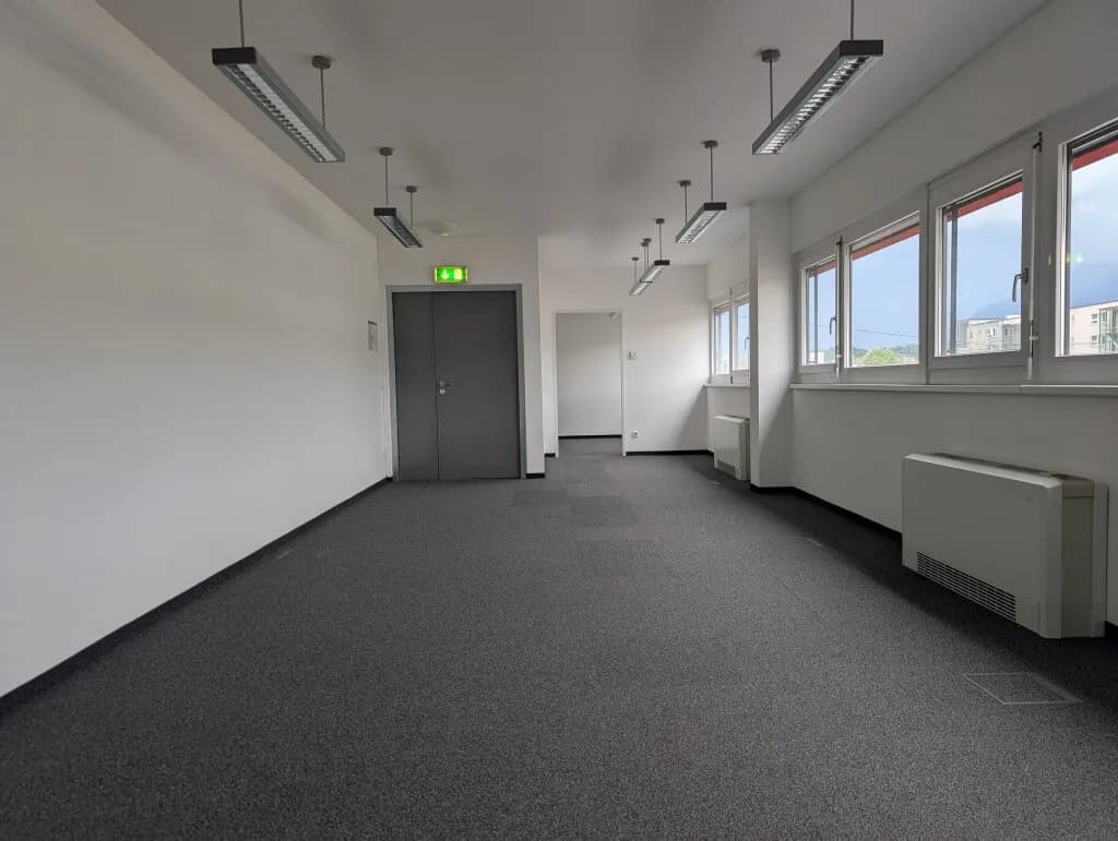 Gewerbeimmobilie mieten in Salzburg Stadt – 95 m², € 1.482 – Bild 2 von 4