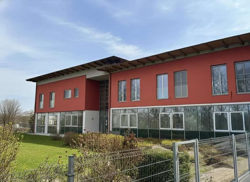 Gewerbeimmobilie mieten in Hollabrunn – 590 m²