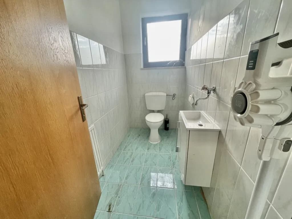 3-Zimmer-Wohnung mieten in Baden – 92 m², € 1.162 – Bild 7 von 9