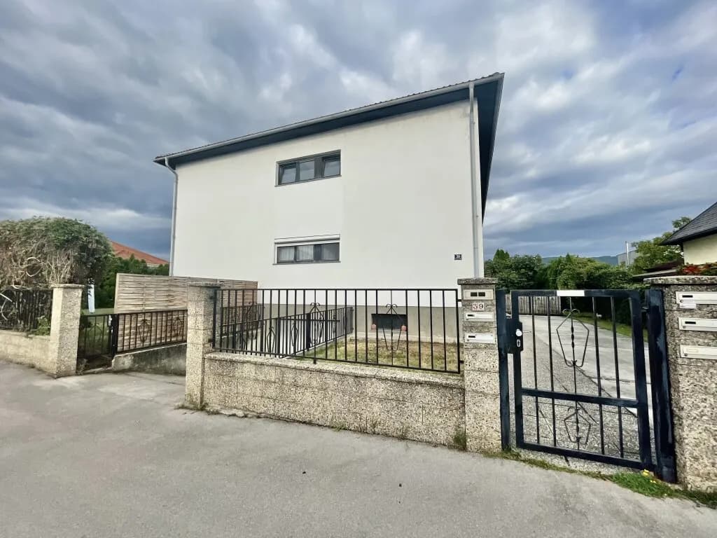 3-Zimmer-Wohnung mieten in Baden – 92 m², € 1.162 – Bild 9 von 9