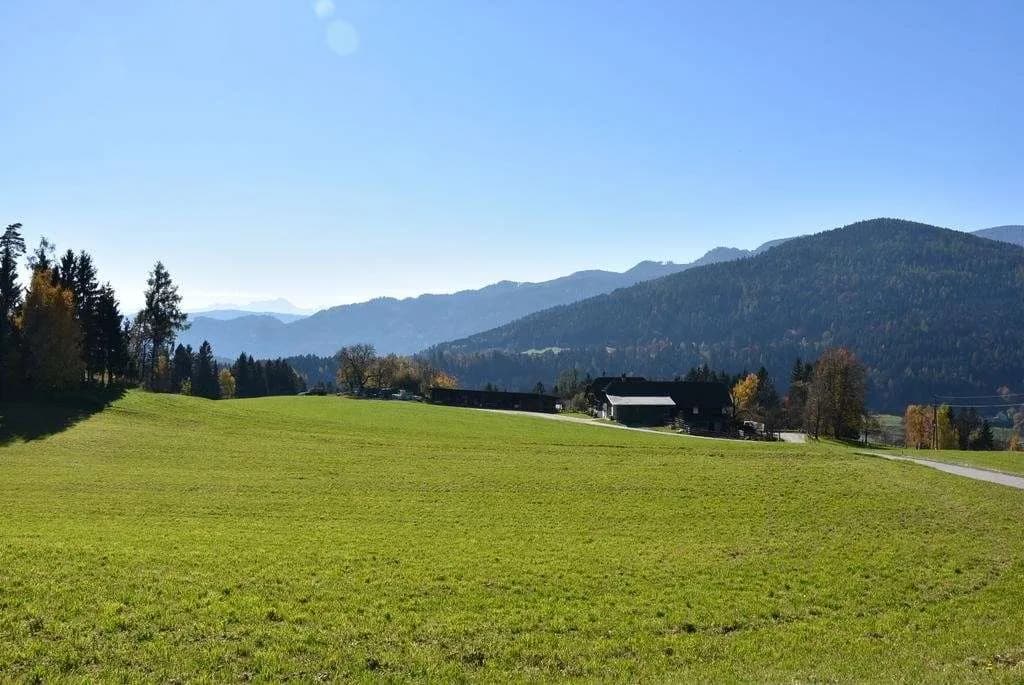Grundstück kaufen in Feldkirchen – 2 848 m², € 159.000
